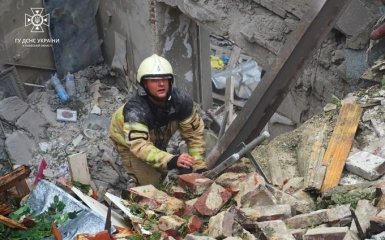 Во Львове в результате атаки дронов армии РФ раздавались взрывы и вспыхнул пожар