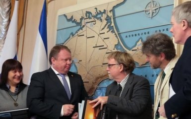 У окупований Крим приїхали європейські вчені: соцмережі обурені