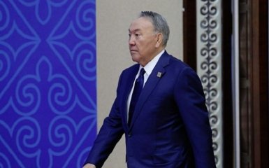 Експерт пояснив, як вплине на Україну відставка президента Казахстану Назарбаєва