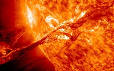 На Солнце произошла мощная вспышка почти класса Х — чем это опасно