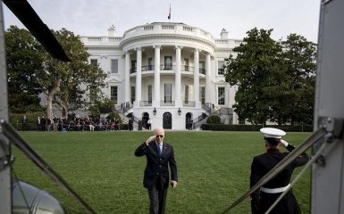 Белый дом опроверг слухи о "недоверии" Байдена к Зеленскому