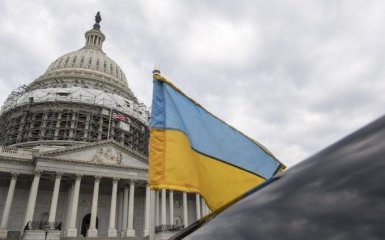Сенат США принял решение о помощи и летальном оружии для Украины