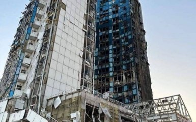 Как выглядит гостиница "Одесса" у морского вокзала после удара РФ — фото