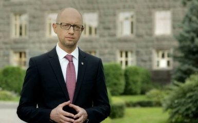 В соцсетях посмеялись над психоделическим Яценюком