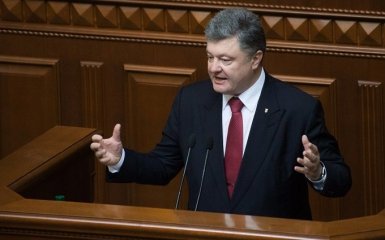 Армии нужна поддержка: Порошенко в Раде эмоционально рассказал о ВСУ