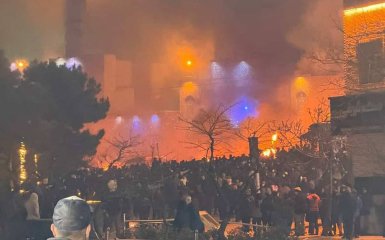 What is known about the situation in Iran and the rebels' plans?