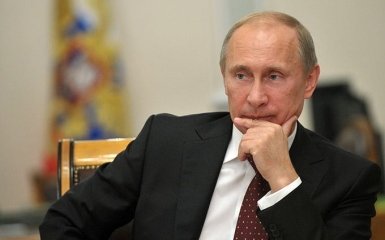 В сети ярко высмеяли реакцию Кремля на скандал с "Путиным-убийцей": появилось фото