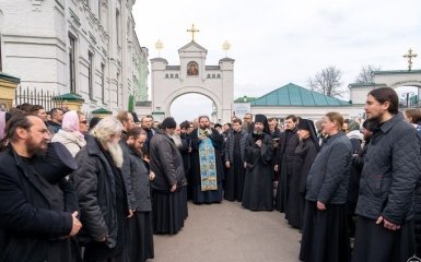 Петиция с призывом не запрещать УПЦ МП собрала нужное количество подписей — Шмыгаль ответил