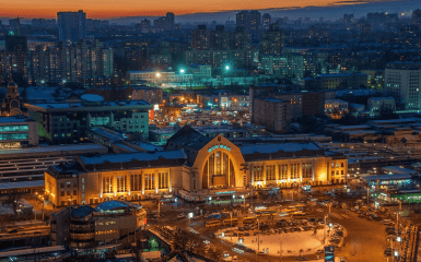 Укрзалізниця  транслюватиме вірші полеглих військових на найбільших вокзалах