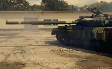 Украинский танк проверили пивом: как это было (видео)