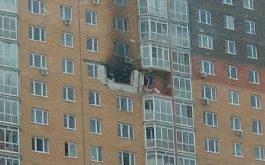 В Подмосковье произошел взрыв в жилом доме, есть пострадавшие: появилось видео