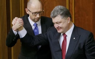 Провал отставки Кабмина: Яценюка и Порошенко обвинили в сговоре