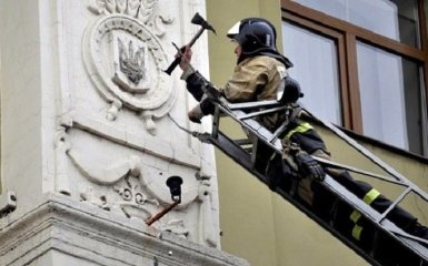 Боевики ЛНР дали людям срок на снятие украинской символики