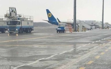 Аеропорт "Бориспіль" припинив роботу: в соцмережах побачили смішний момент