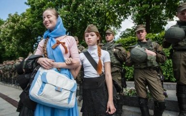Любимую газету Путина поймали на новом фейке о георгиевской ленте в Киеве