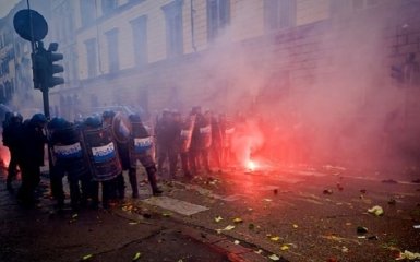 В Италии антиправительственный митинг перерос в стычки с полицией: появились фото
