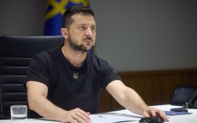 Жорстке протистояння триває майже по всій лінії фронту — Зеленський