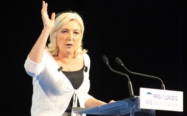Ле Пен отреагировала на слухи о поддержке ею отмены санкций против РФ