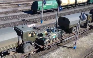В России показали, как их технику везут с Донбасса: опубликовано видео