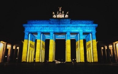 В Берлине запретили демонстрацию украинских и российских флагов 8 и 9 мая