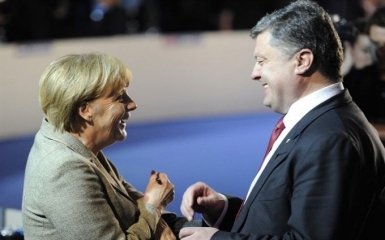 Порошенко начал переговоры с Меркель и Макроном в Аахене: опубликованы неожиданные фото