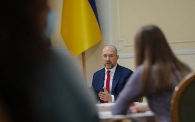 Кабмин пообещал помочь украинцам с долгами за коммунальные услуги