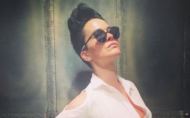 Запахло весной: Астафьева восхитила чувственными фото