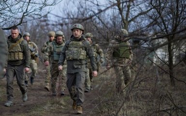 У Зеленського закликали не панікувати через можливий наступ Росії