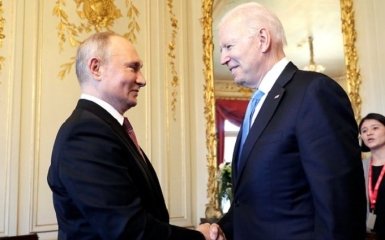 Путін та Байден запланували невідкладні переговори щодо України