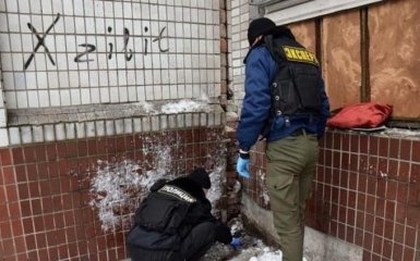 Обстріл "міністерства" в Донецьку: бойовики опублікували фото наслідків