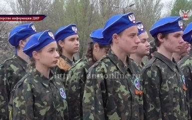 Соцмережі висміяли "юних захарчат" ватажка ДНР: опубліковані фото