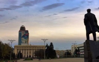 Бойовики ДНР залишили без зарплатні найважливіші галузі