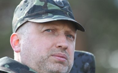 Турчинов оголосив про відновлення виробництва знаменитої військової системи: з'явилося відео