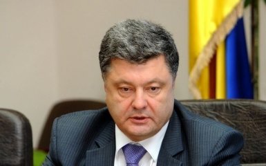 Порошенко зробив заяву щодо блокади Донбасу