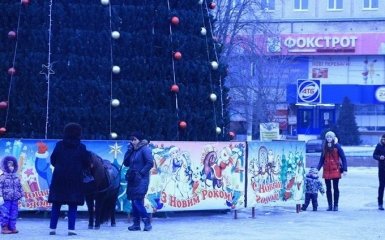 Без "русского мира" хорошо: в сети показали фото новогоднего Донбасса