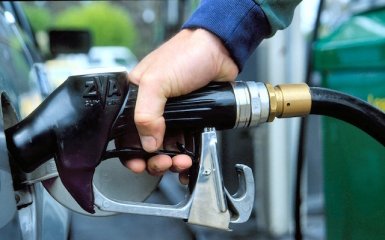 Минэнергоугля обсудит с трейдерами цены на бензин
