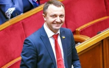 У Зеленського виступили з новою пропозицією щодо жителів ОРДЛО і Криму