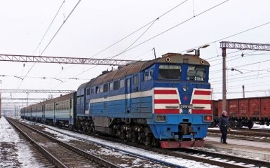 Эвакуационный поезд из Киева попал во вражеский обстрел