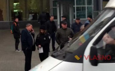 Винницкая полиция составила протокол на отца спикера Верховной Рады