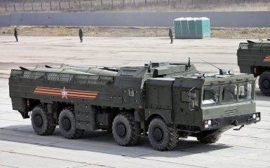 Ракетний комплекс "Іскандер" врізався в огорожу під Санкт-Петербургом — відео