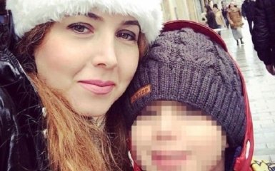 Іранку засудили до 20 років в'язниці за зняту хустину