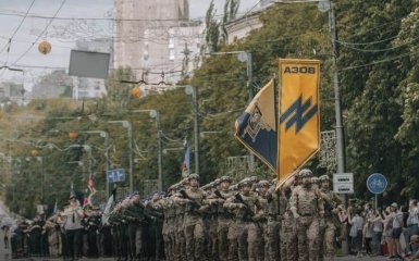 Чекаємо додому. У Києві відбулась акція на підтримку Маріупольського гарнізону
