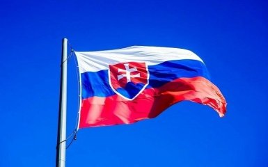Правительство Словакии оказалось на грани краха из-за российской вакцины