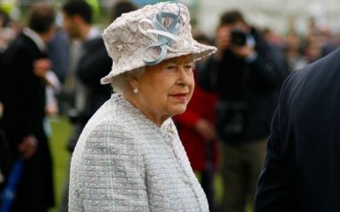 Єлизавета II ухвалила несподіване рішення після скандалу з принцем Ендрю