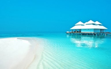 На Мальдивы теперь можно только по «синим» и биометрическим паспортам