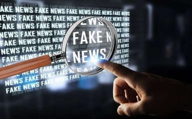 Чат-боты с искусственным интеллектом используют для создания фейковых новостей — Bloomberg