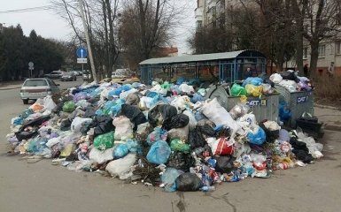 Стало відомо, яке місто протягом 2 років прийматиме львівське сміття