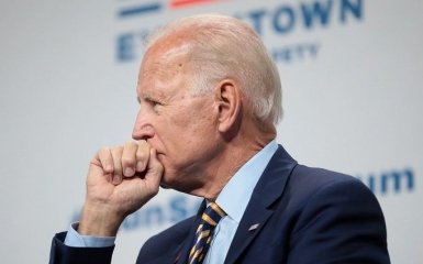 В доме Байдена снова нашли документы с грифом "секретно"