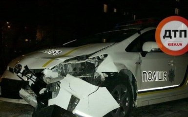 В Киеве полицейские попали в ДТП: фото с места событий