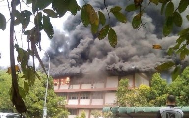 В малазийской школе произошел серьезный пожар: погибло 22 ребенка